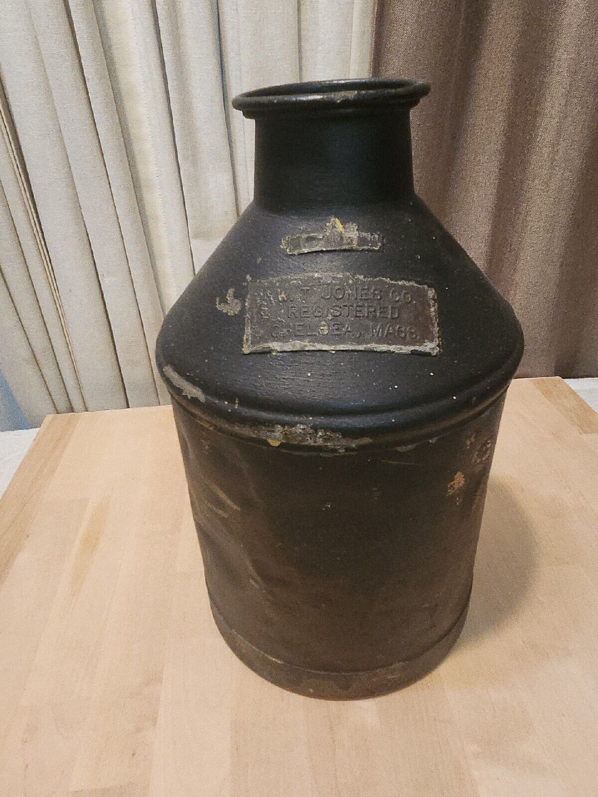 TREQ Milk Bottle W T Jones Co Dairy Chelsea MA SUFFOLK COUNTY 1936