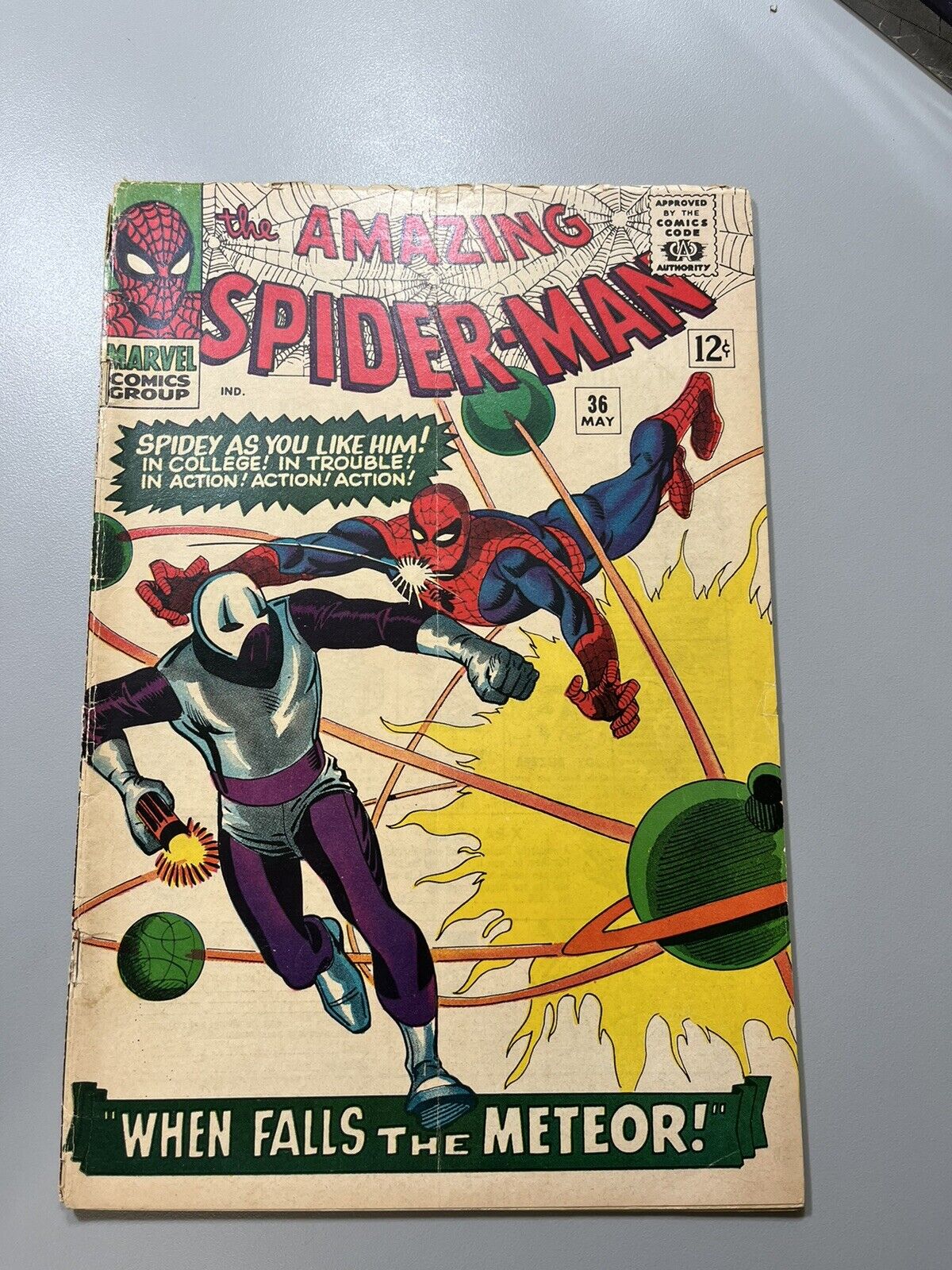 AMAZING SPIDER-MAN #36 (1966)🔑1st Appearance Looter **GD+ 2.5 range see Pics**