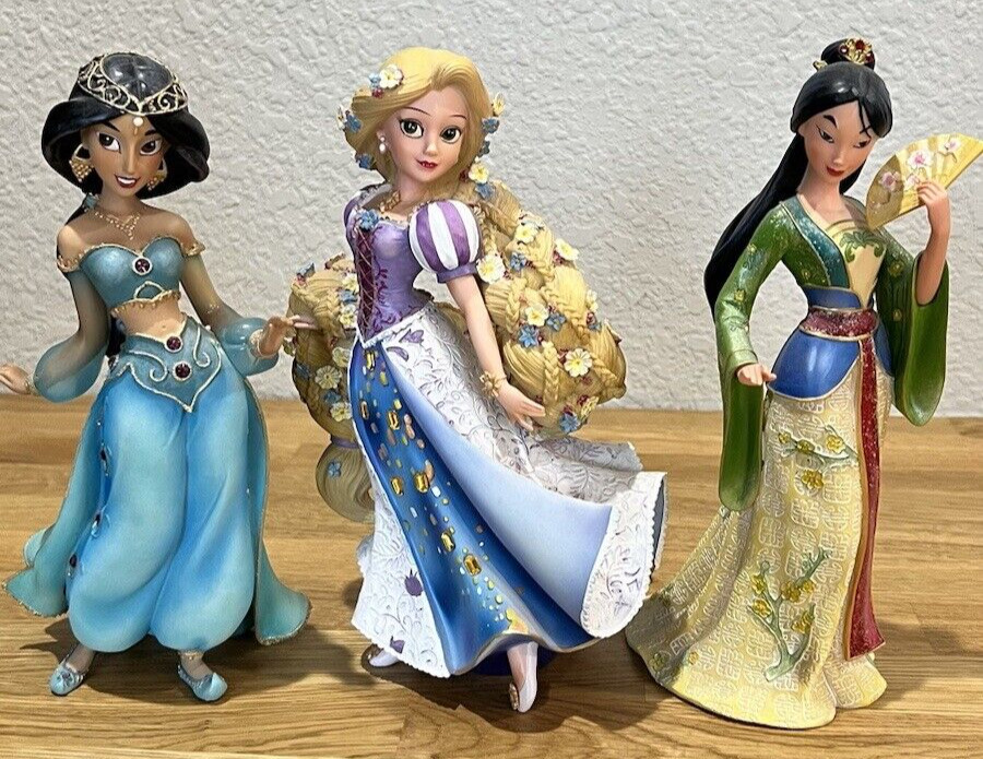 Enesco Disney Showcase Couture de Force Princess LOT Jasmine, Rapunzel & Mulan