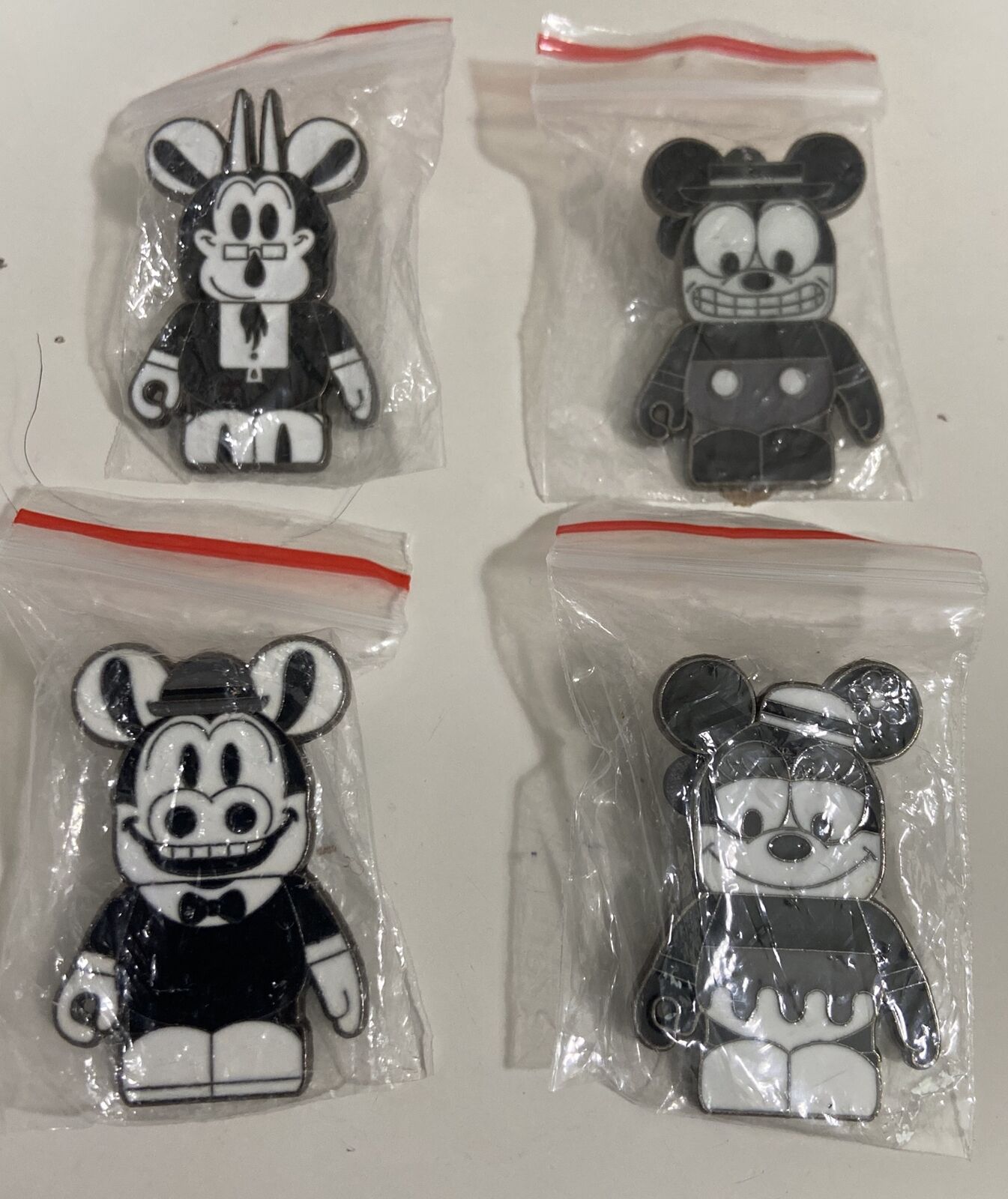 Disney VINYLMATION CLASSIC Only Pins lot of 4