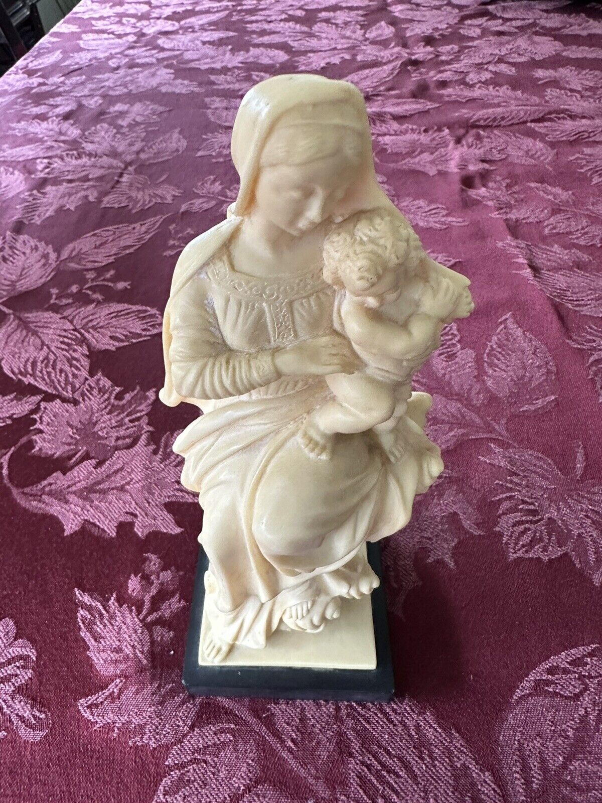 Madonna And Child. Cream Alabaster Marble Statue By G. Ruggeri Bianchi , Italy