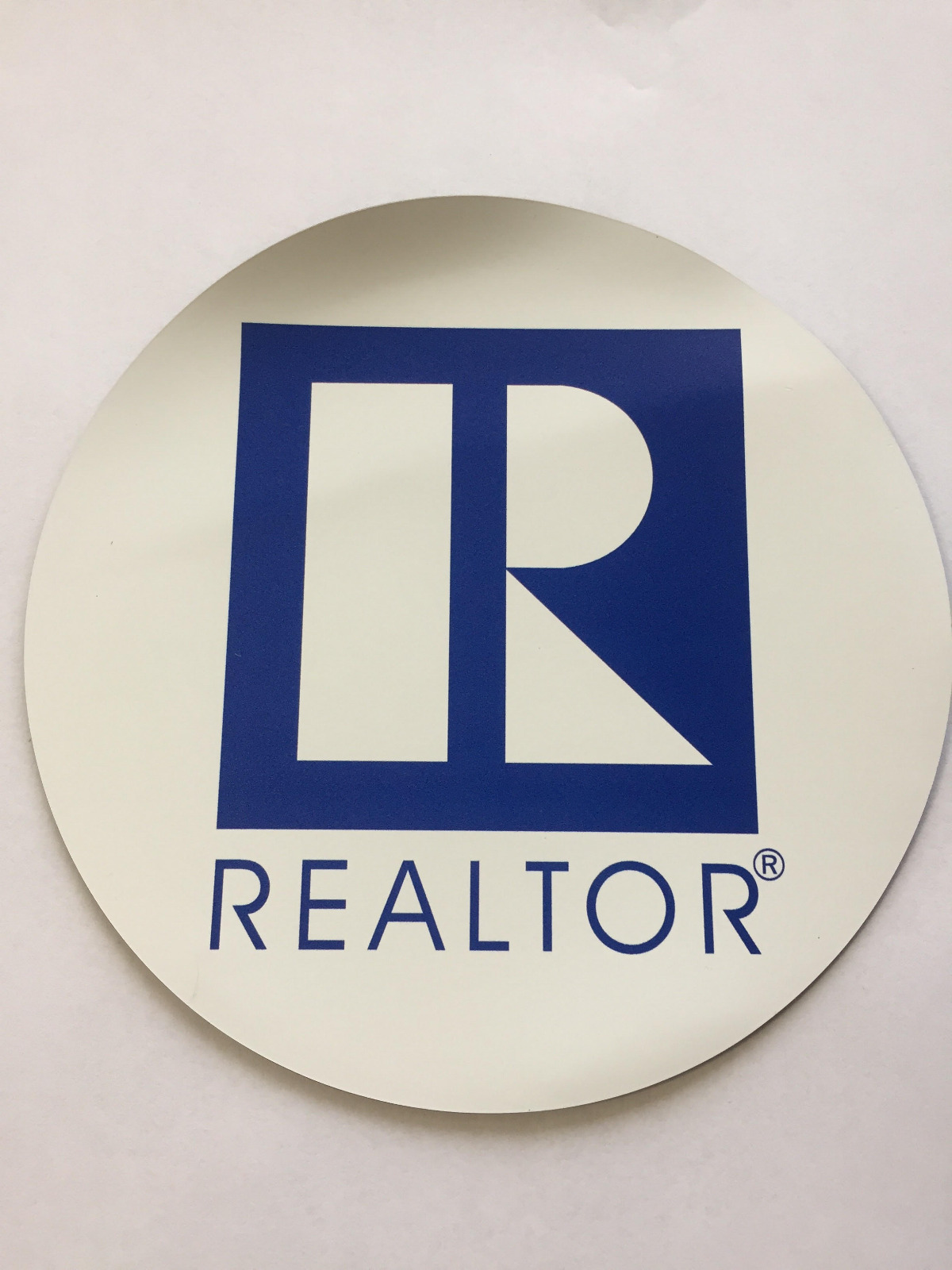 Realtor Branded 6 inch Round Magnetic Auto Emblem 