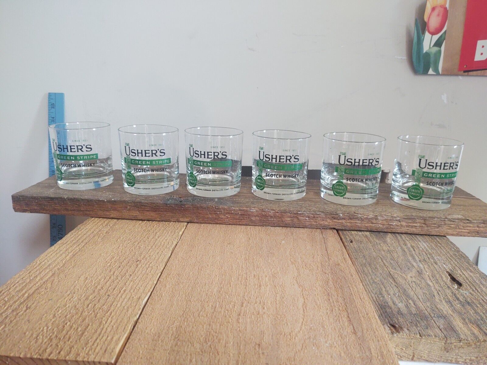 Usher Scotch whiskey cocktail glass set