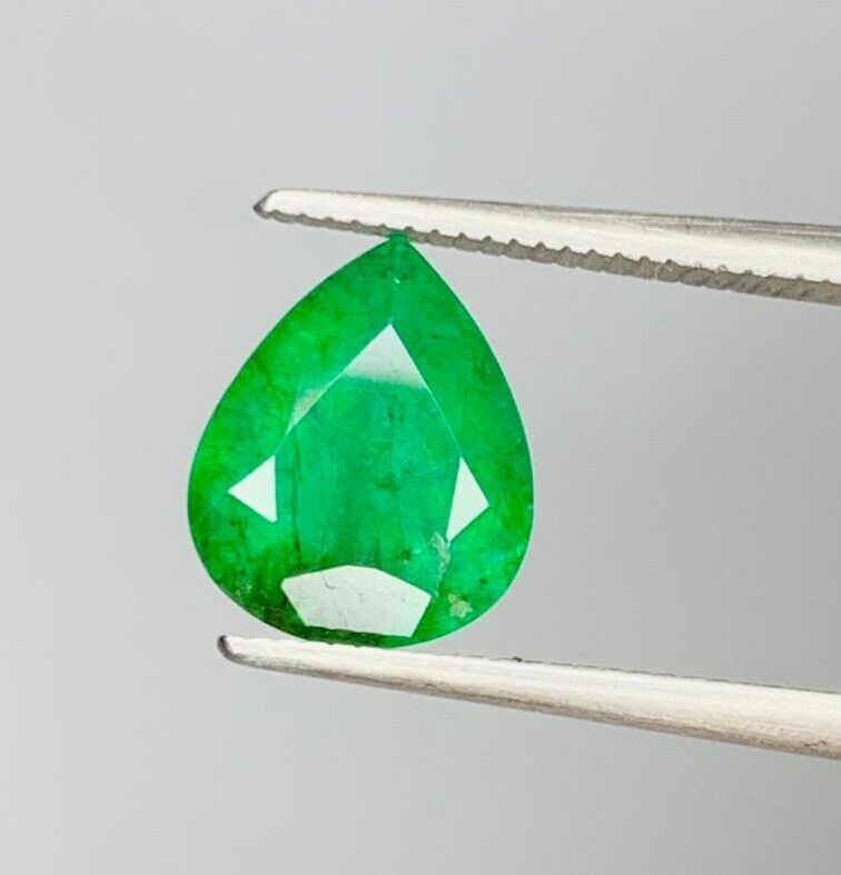 1.95Ct Beautiful Natural Green color Emerald Pear Shape From Zambian 