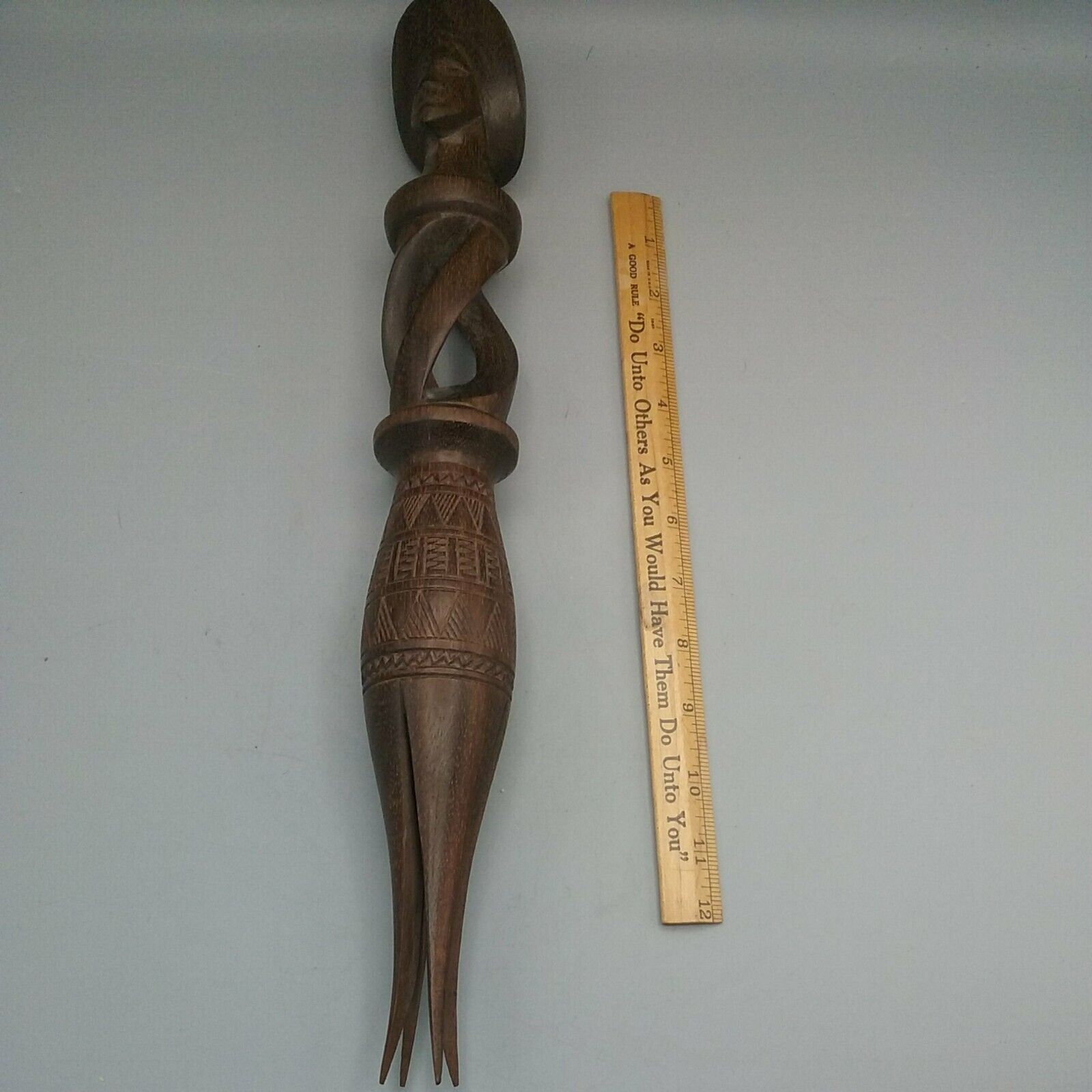 ANTIQUE African Hand carved Wooden Sceptor 18\