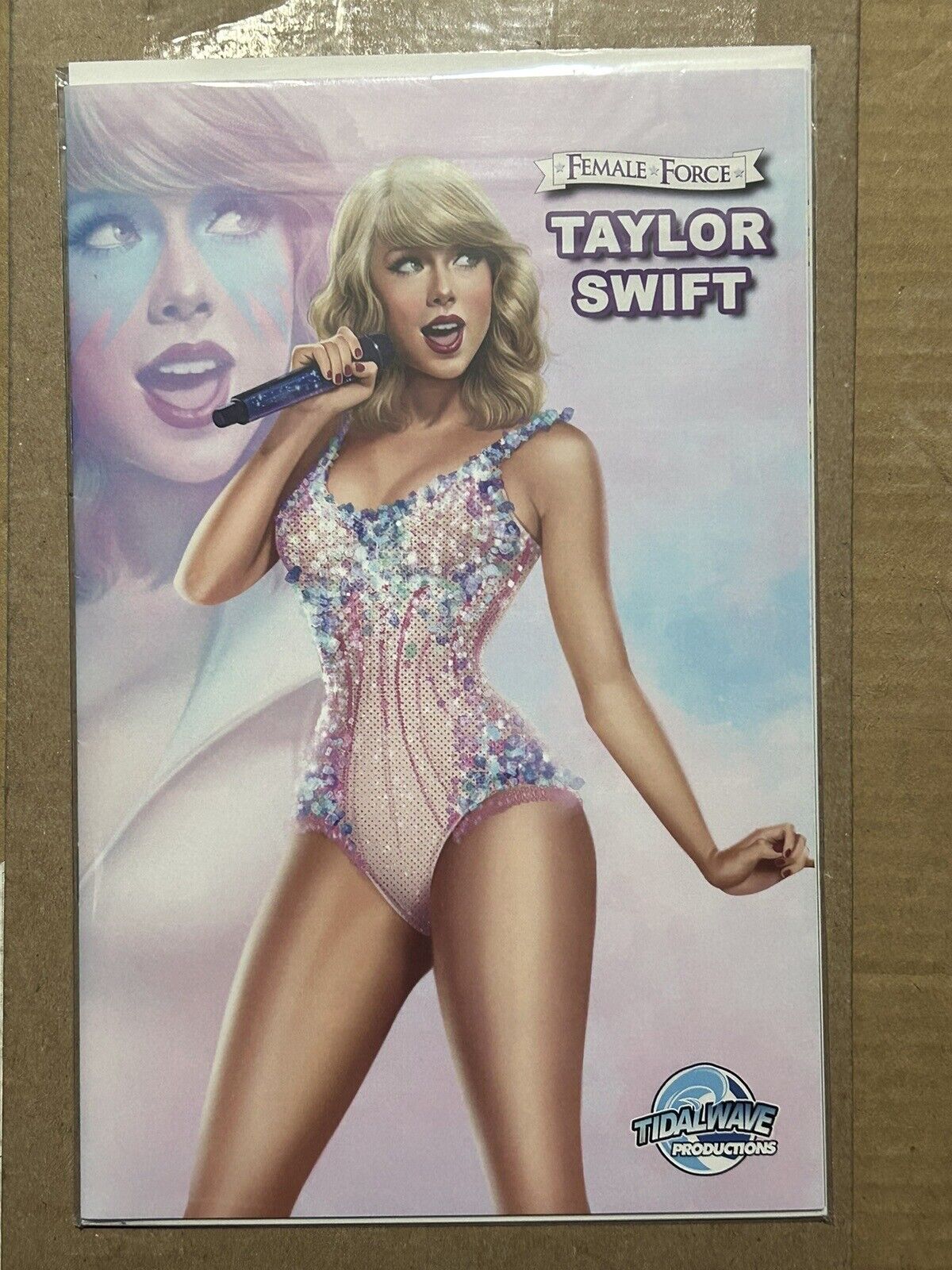 FEMALE FORCE TAYLOR SWIFT BY KARYCH EXCLUSIVE  NM 134/150  W/COA TIDALWAVE