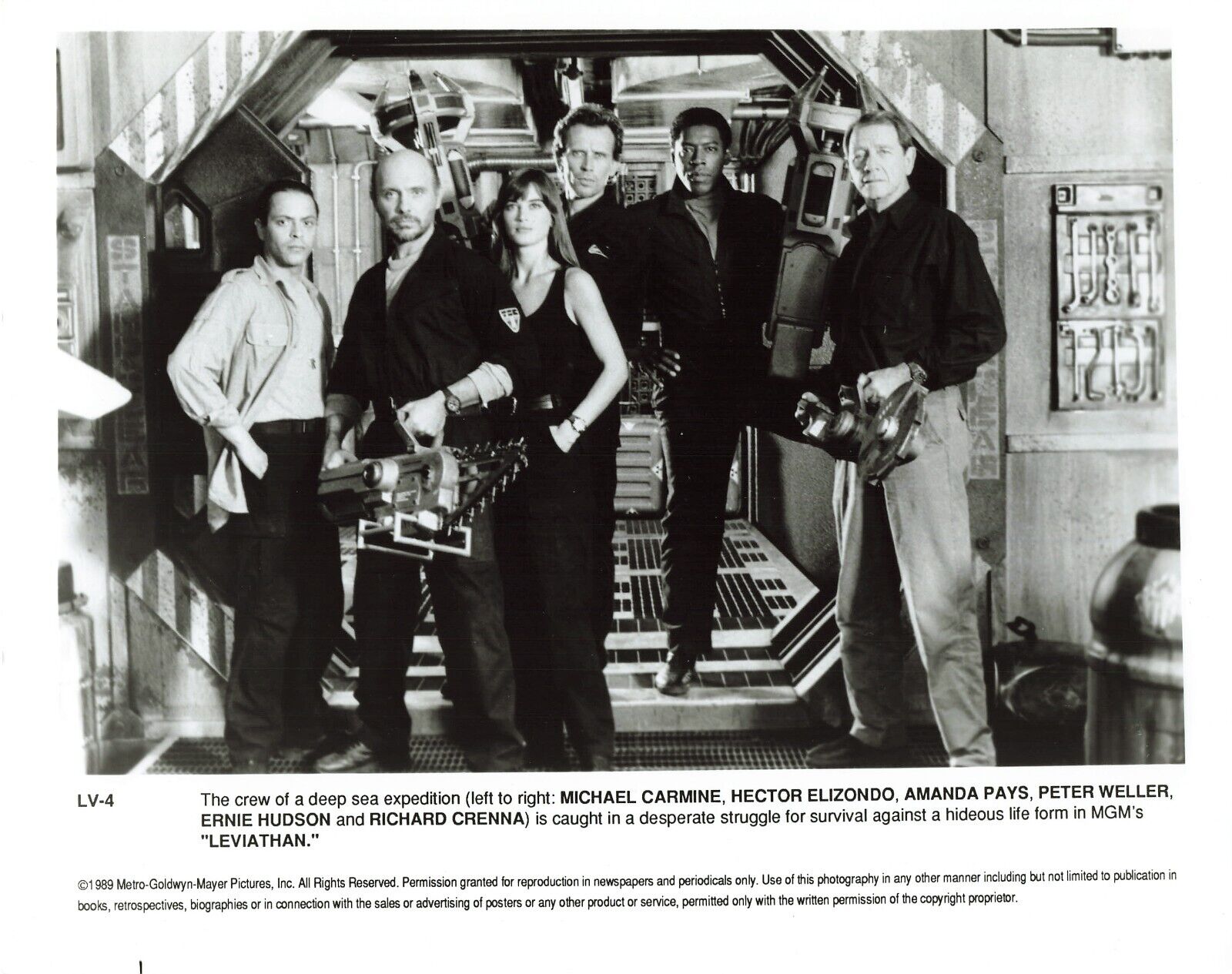 Leviathan 1989 Movie Cast Photo Peter Weller Amanda Pays Richard Crenna  *P53a