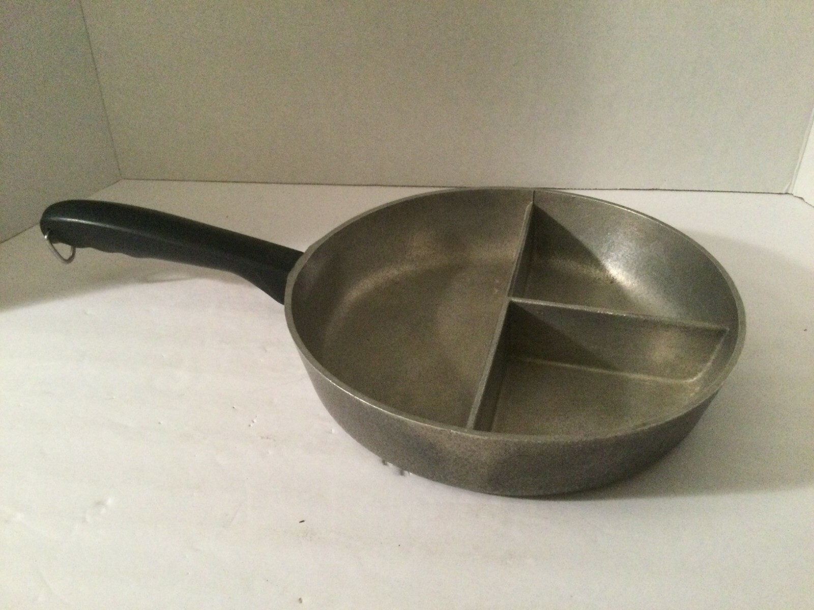 Vintage 8” Hammercraft Cookware 3 Compartment Section Aluminum Frying Pan for Sale Celebrity