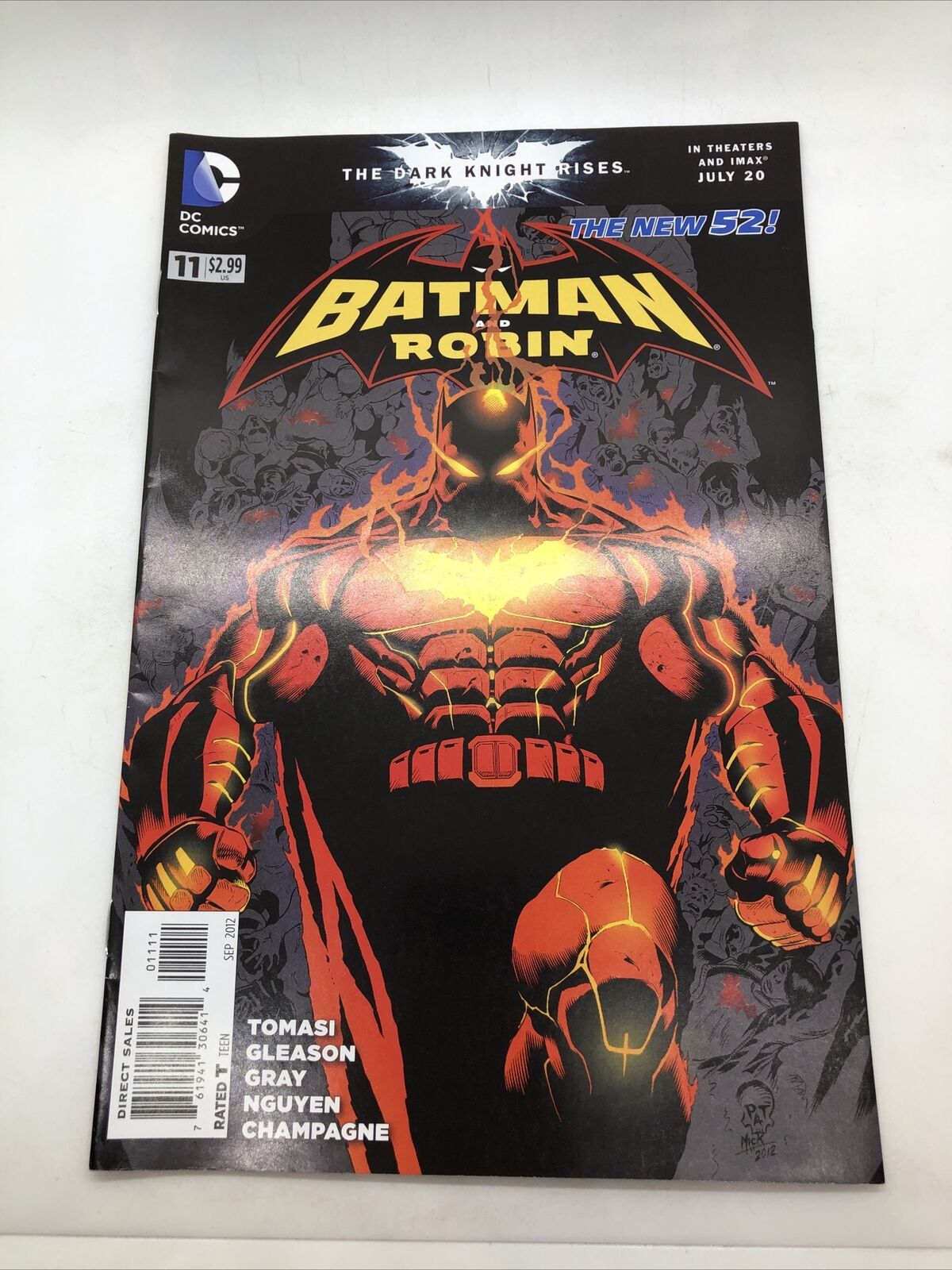 Batman and Robin #11 (2012) The New 52 1st Printing Patrick Gleason Cover