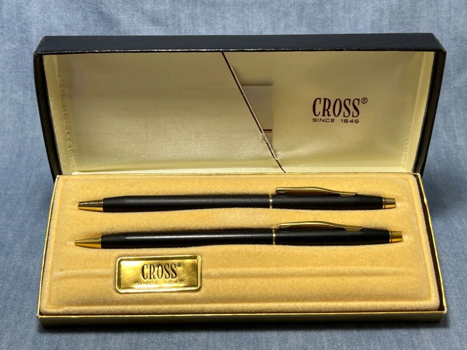 Cross Classic Black No. 250105 - 23K Gold Trim - Pen & 0.5mm Pencil, Box, Manual