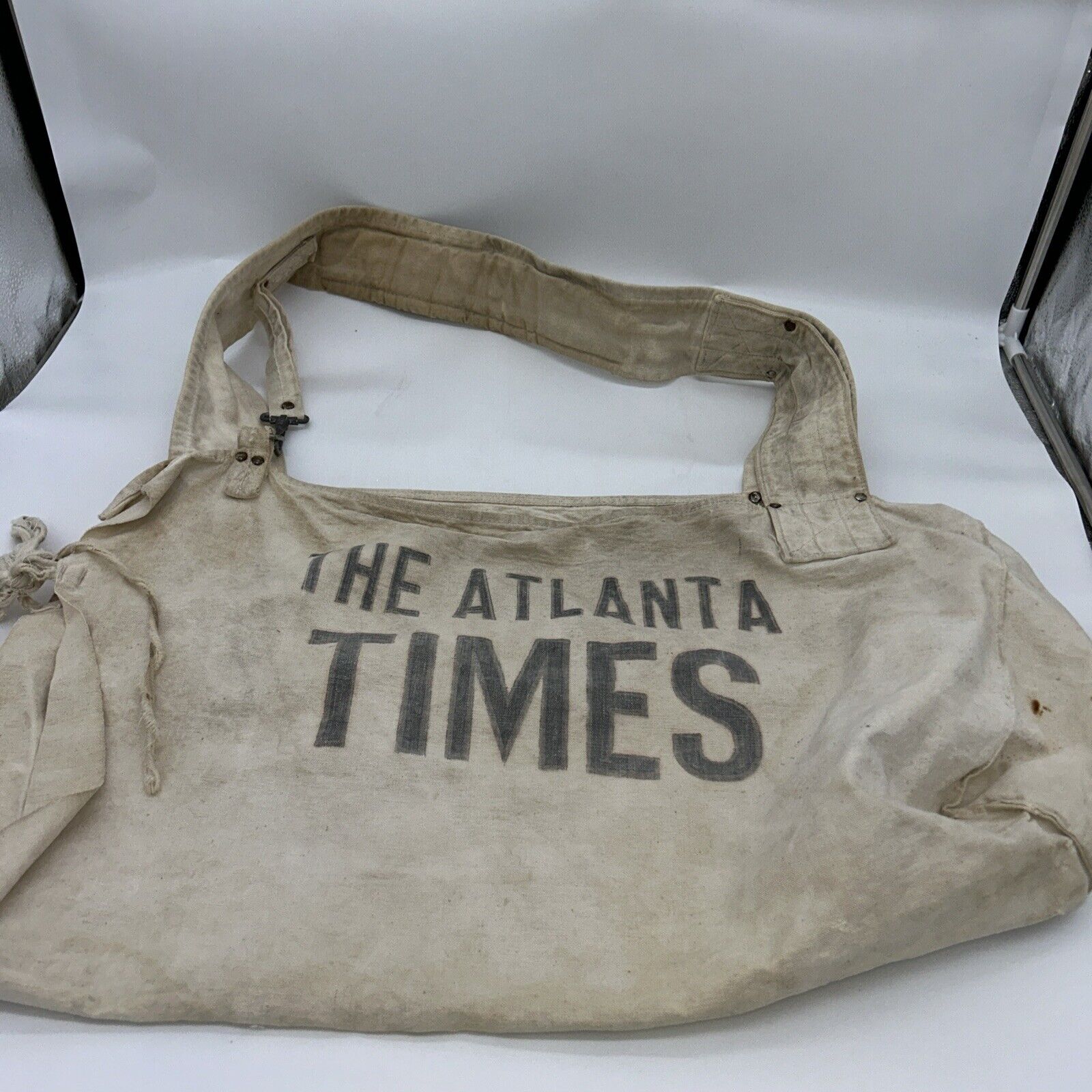 The  Atlanta Times vintage canvas newspaper bag 1964-1965 Riveted Padded Strap