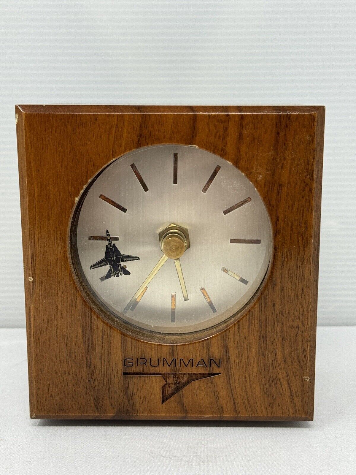 VTG Grumman Genuine Walnut Wooden Quartz Desk Tabletop Clock Rare Tochigi Tokei