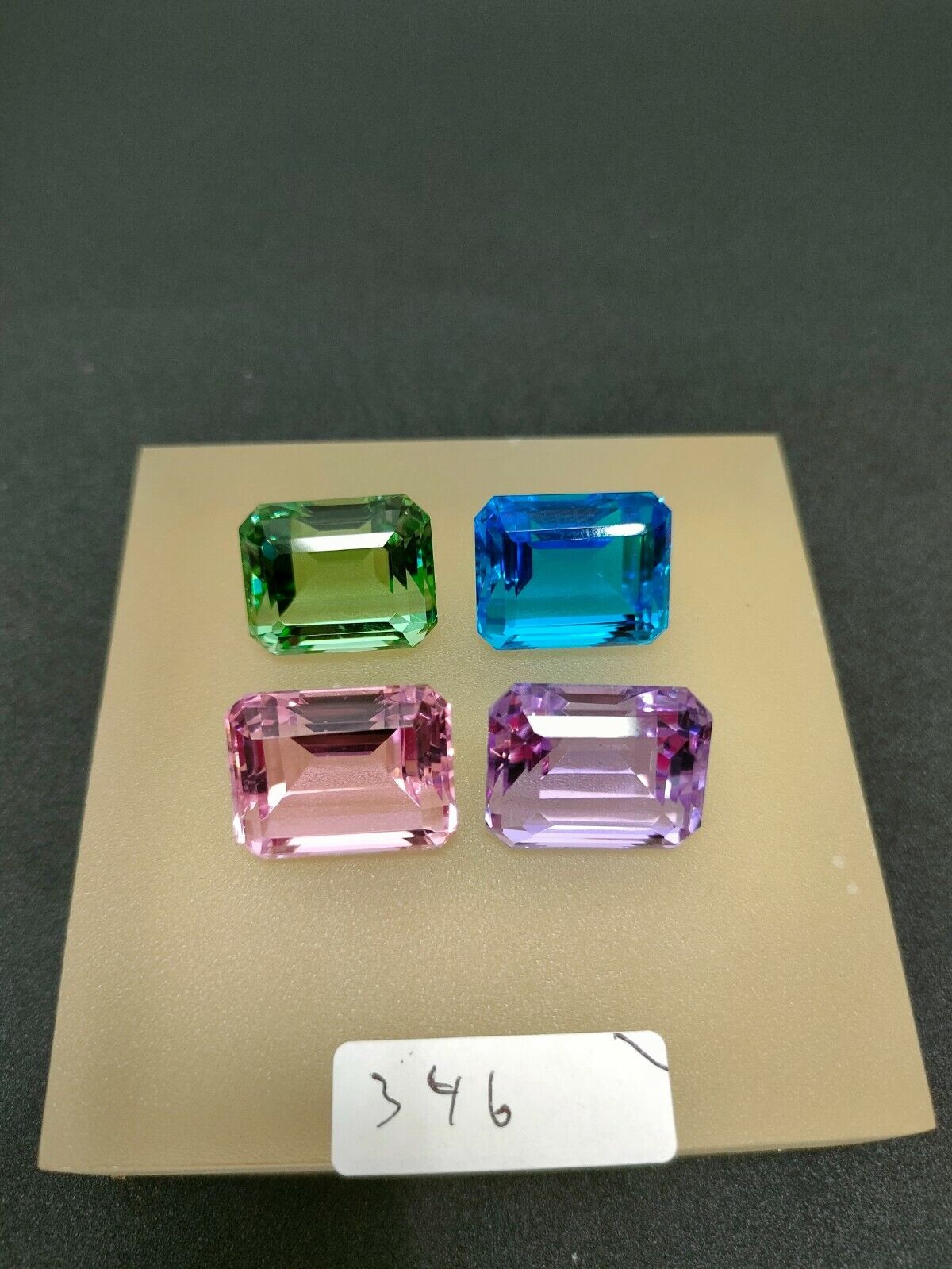 Andara Crystal Square Cutting 25mm 4pc in 4 color (346)