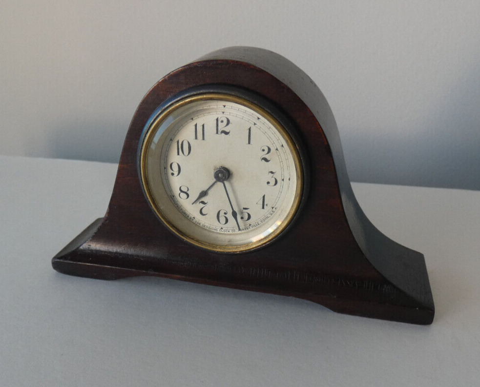 Vintage Sessions Small/Novelty Tambour-style Back Wind Clock