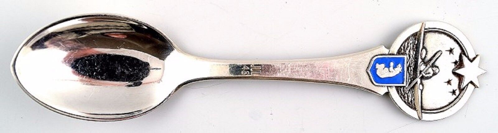 2 Christmas Spoons from 1948. Produced by Grann and Laglye, Copenhagen.