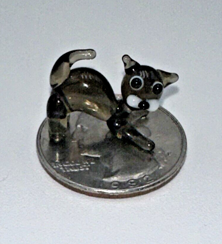 Handmade Kitty Cat Tiny Lampwork Miniature Micro Glass Figurine Gray w/ White