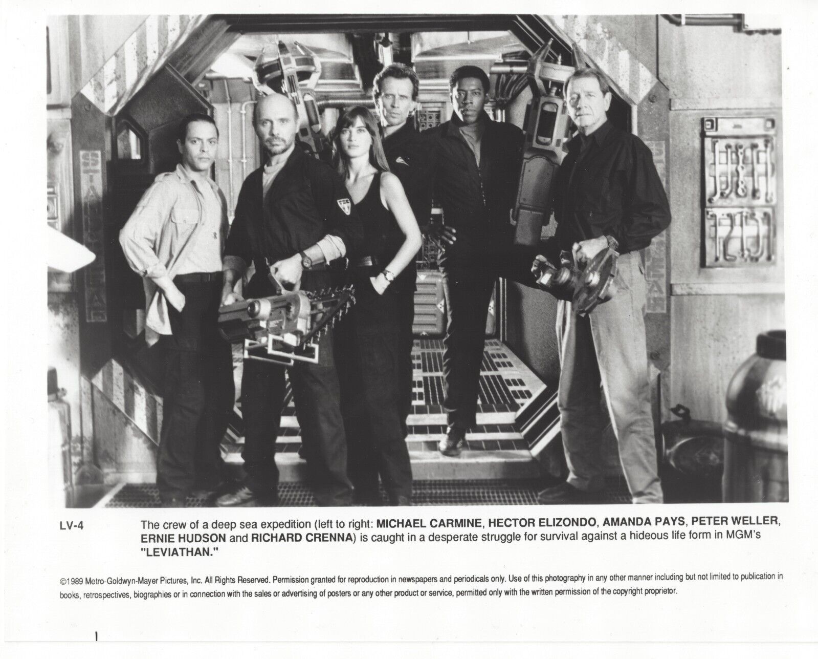 Leviathan 1989 Crew Carmine, Elizondo, Pays, Weller, Hudson,Crenna~Press Photo