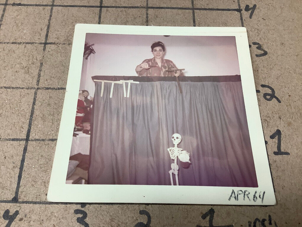 Vintage MARIONETTE / PUPPET photo:  PICCOLI - kodacolor original 1964 skeleton
