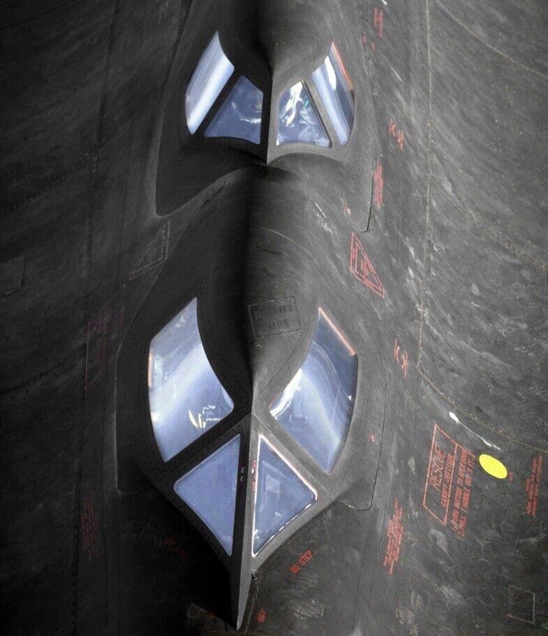 Extreme close-up of the cockpit SR-71B \