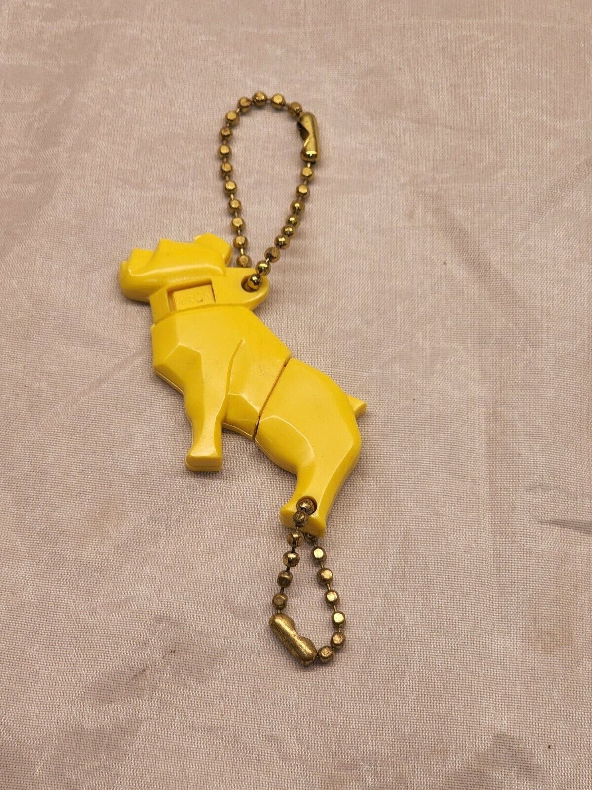 Vintage 1972 Yellow MACK TRUCK Bulldog Detachable Keychain Washington DC