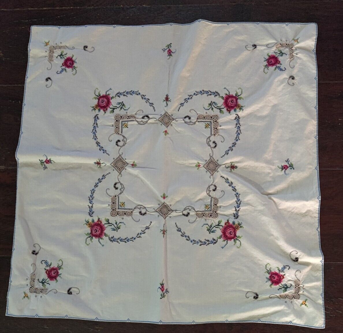 Vintage Needlepoint Tablecloth Handmade Floral Crochet Stunning 32\