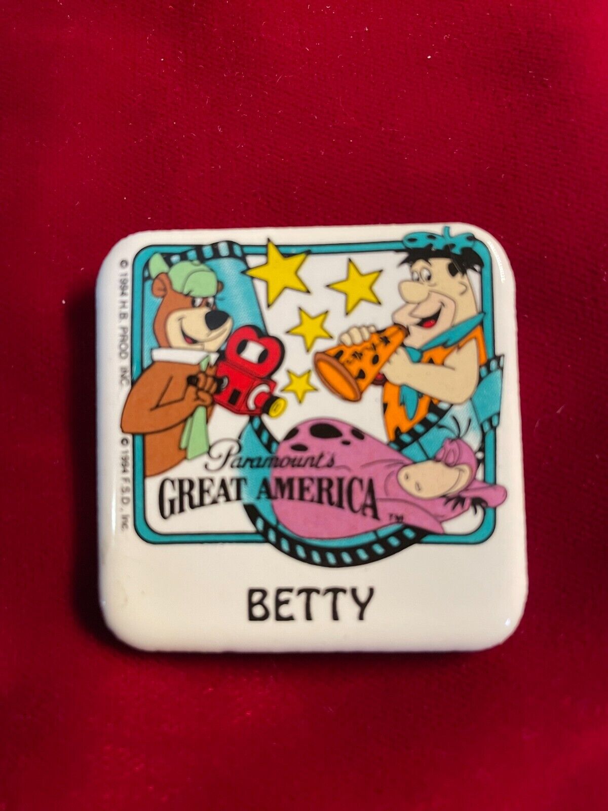 1994 Paramount\'s Great America Betty Magnet Yogi Fred Flintstone Ceramic 2\