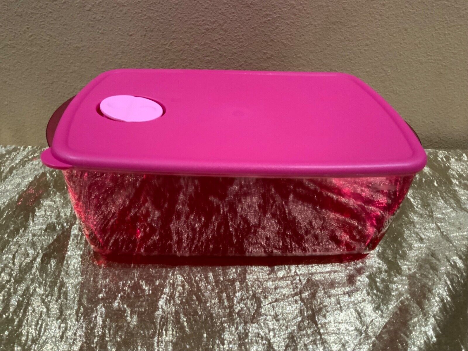 New Tupperware Rock N Serve Rectangle Microwaveable Container 3.5L Fiusha Color