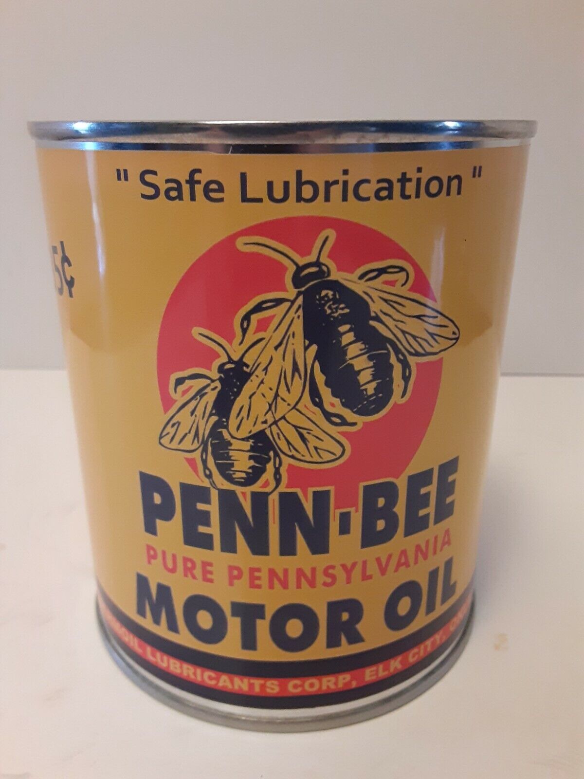 Vintage Penn-Bee Motor Oil Can 1 qt. -  ( Reproduction Collectible )