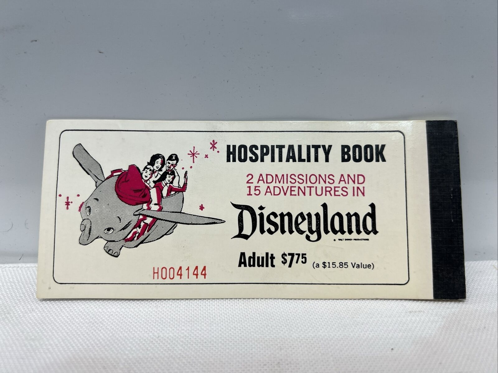 1972 Disneyland Hospitality Ticket Book 2 Admissions 15 Adventures Adult 80-7