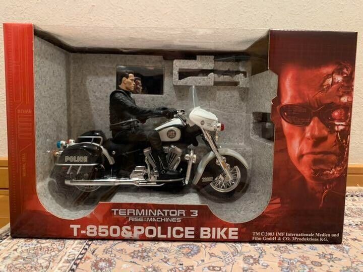 Terminator 3 T-850 with Police Bike Action Figure Collectible