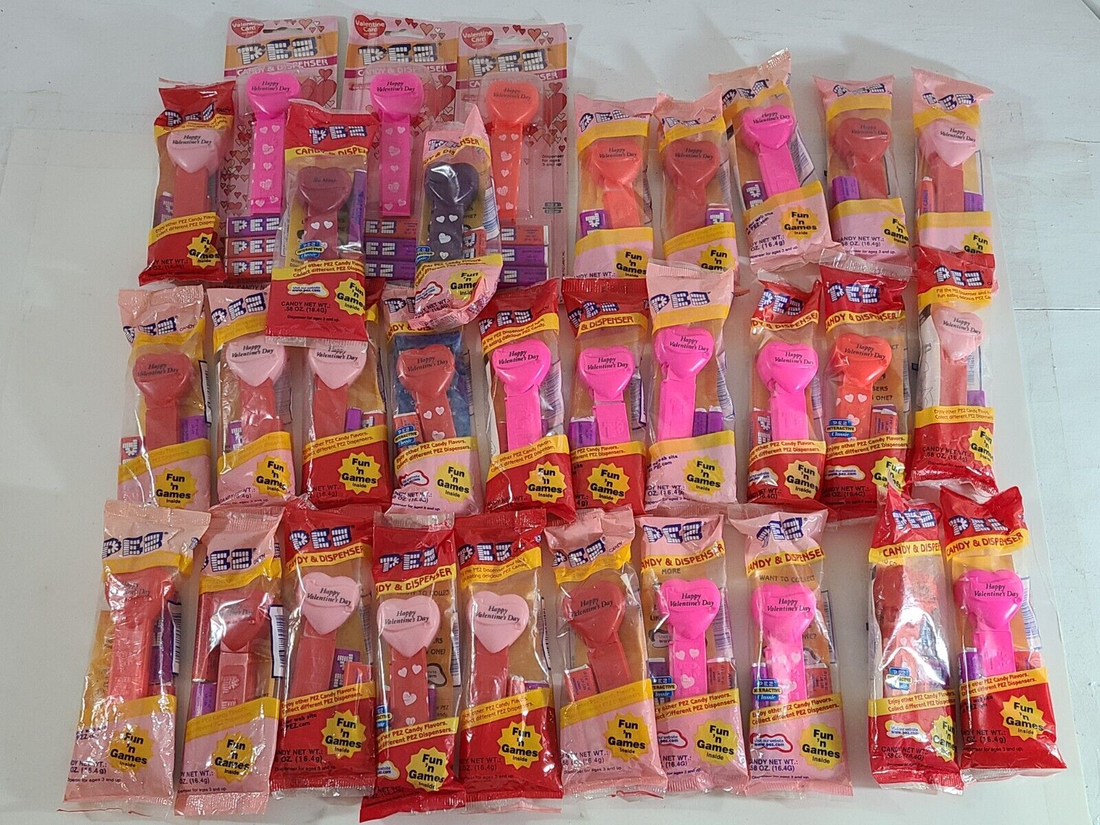 31 lot of PEZ Message Hearts, \