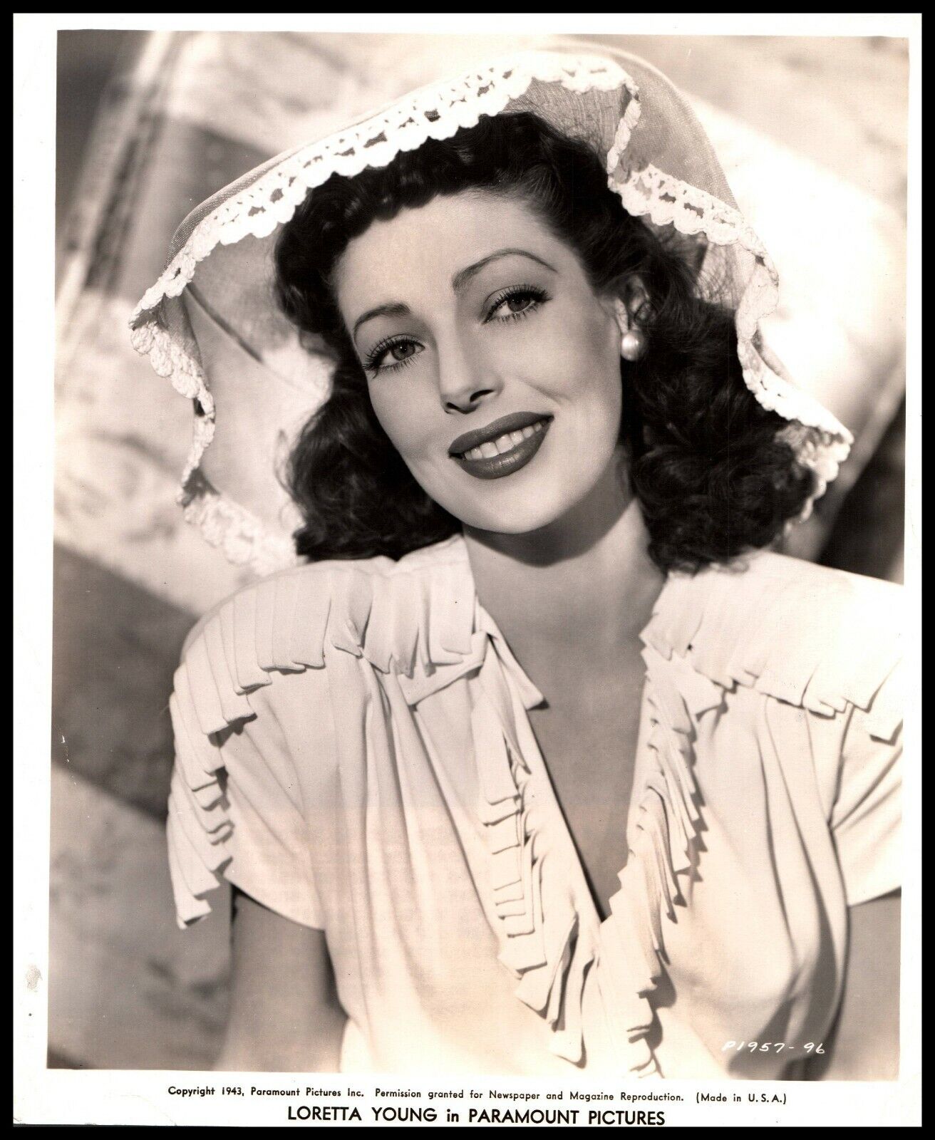 Hollywood Beauty LORETTA YOUNG 1943 WHITEY SCHAFER STYLISH PORTRAIT Photo 526