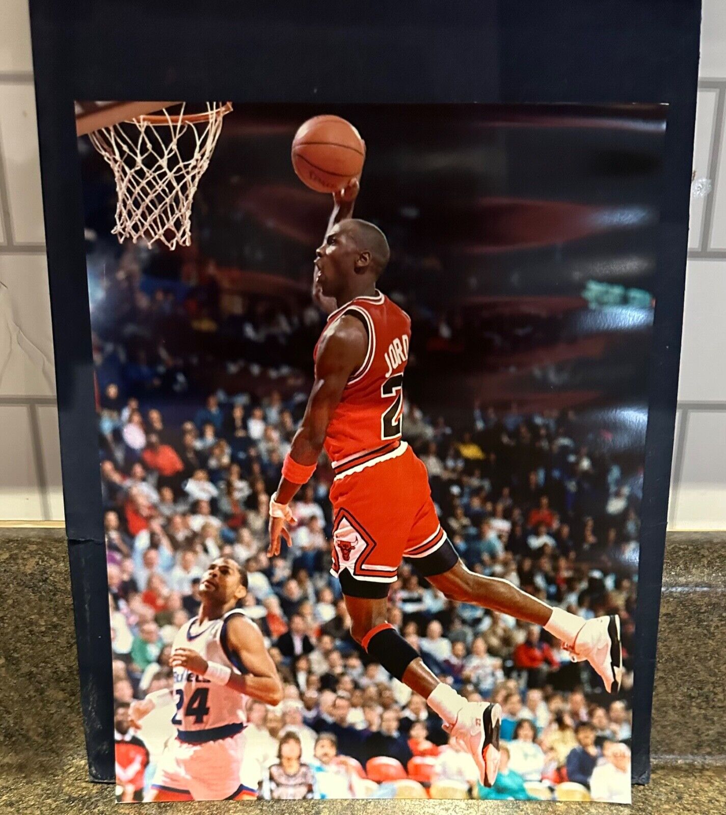 Michael Jordan 8x10 sports photo, Plus 3 Others. 2 Photos Are Autographed.