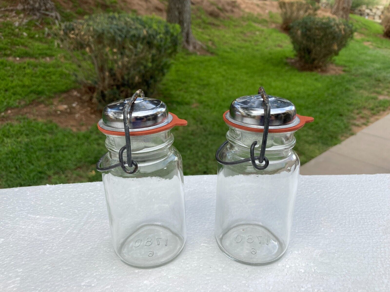 Scarce Vintage 1960's Wire Side Bail Canning Jar Salt & Pepper shakers set