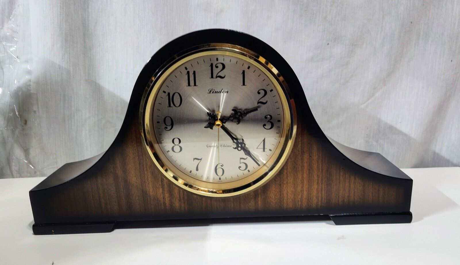 Vintage Linden Quartz Chime Strike Clock Model # 7012