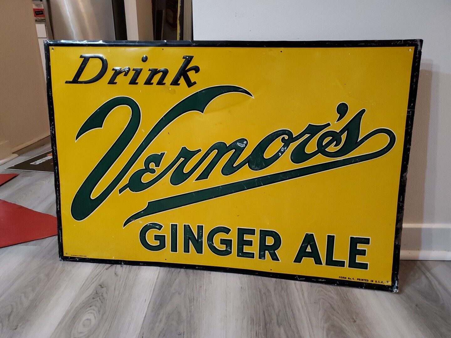 c.1940s Original Vintage Vernor\'s Ginger Ale Sign Metal Embossed James Pop RARE