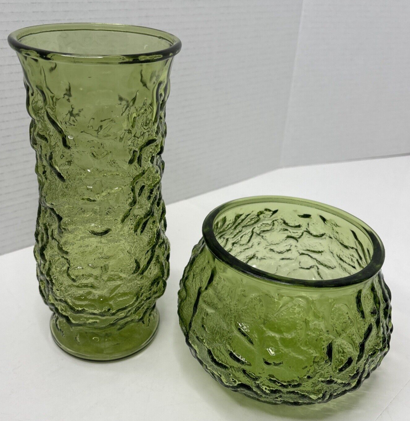 Vintage Green E.O. Brody Co. Cleveland O. USA Crinkle Textured Glass Vase Pair