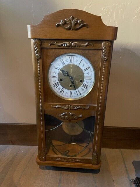 New Vintag D & A oak regulator Chiming wall clock key wind with pendulum 713 cn