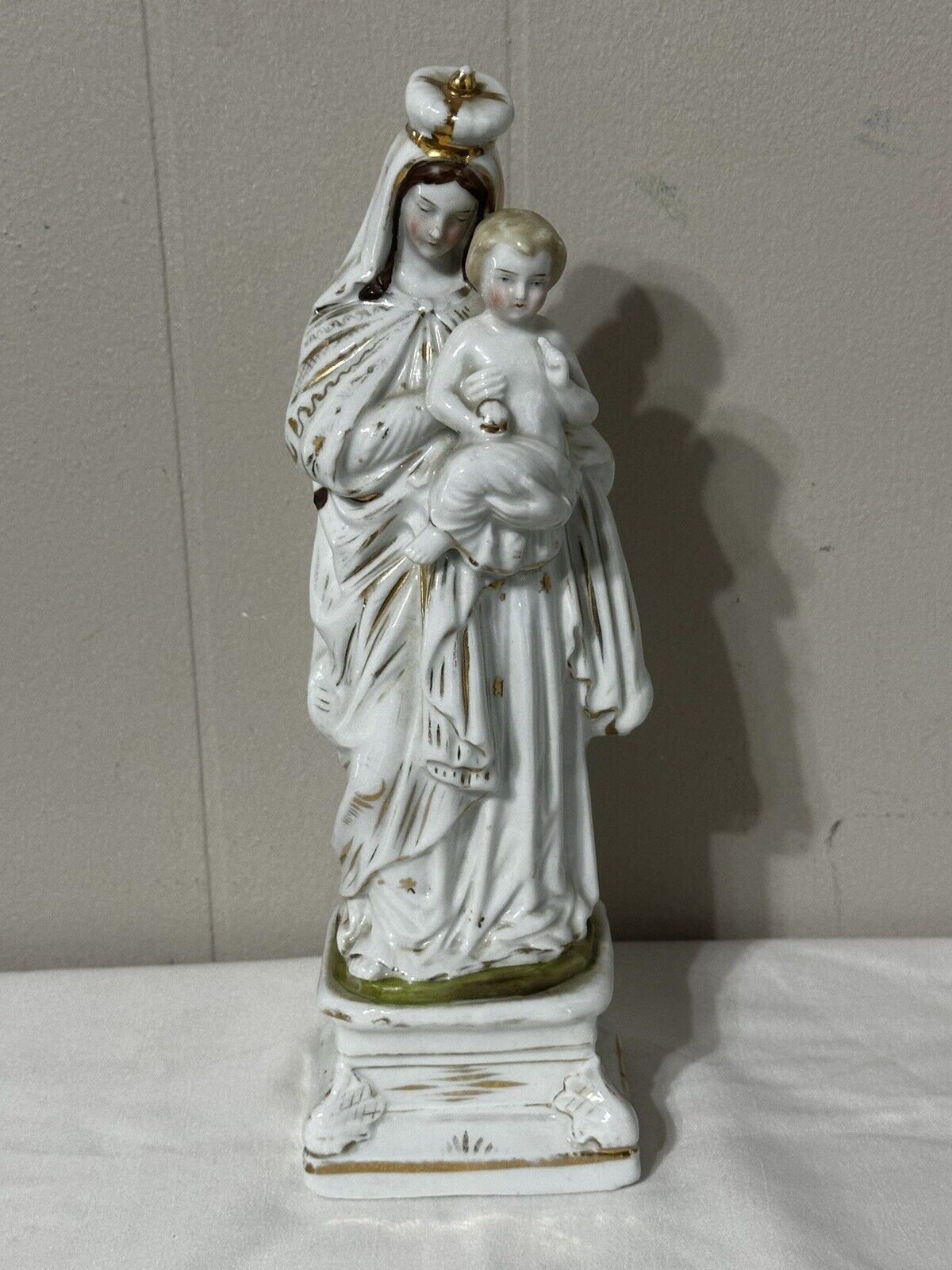 Virgin Mary Madonna Holding Baby Jesus Statue 11” Figurine