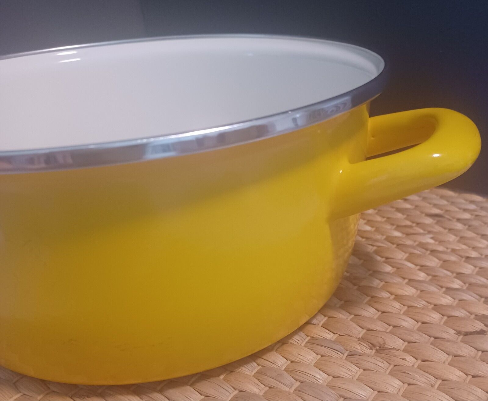 CHEFS Atelier Yellow Enamel 2.75 QT Pot (No Lid) Vtg SEE PICS