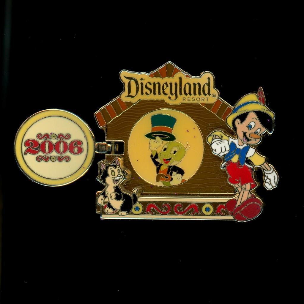 DLR Featured Artist Collection 2006 Pinocchio Jiminy Cricket Hinge LE Disney Pin