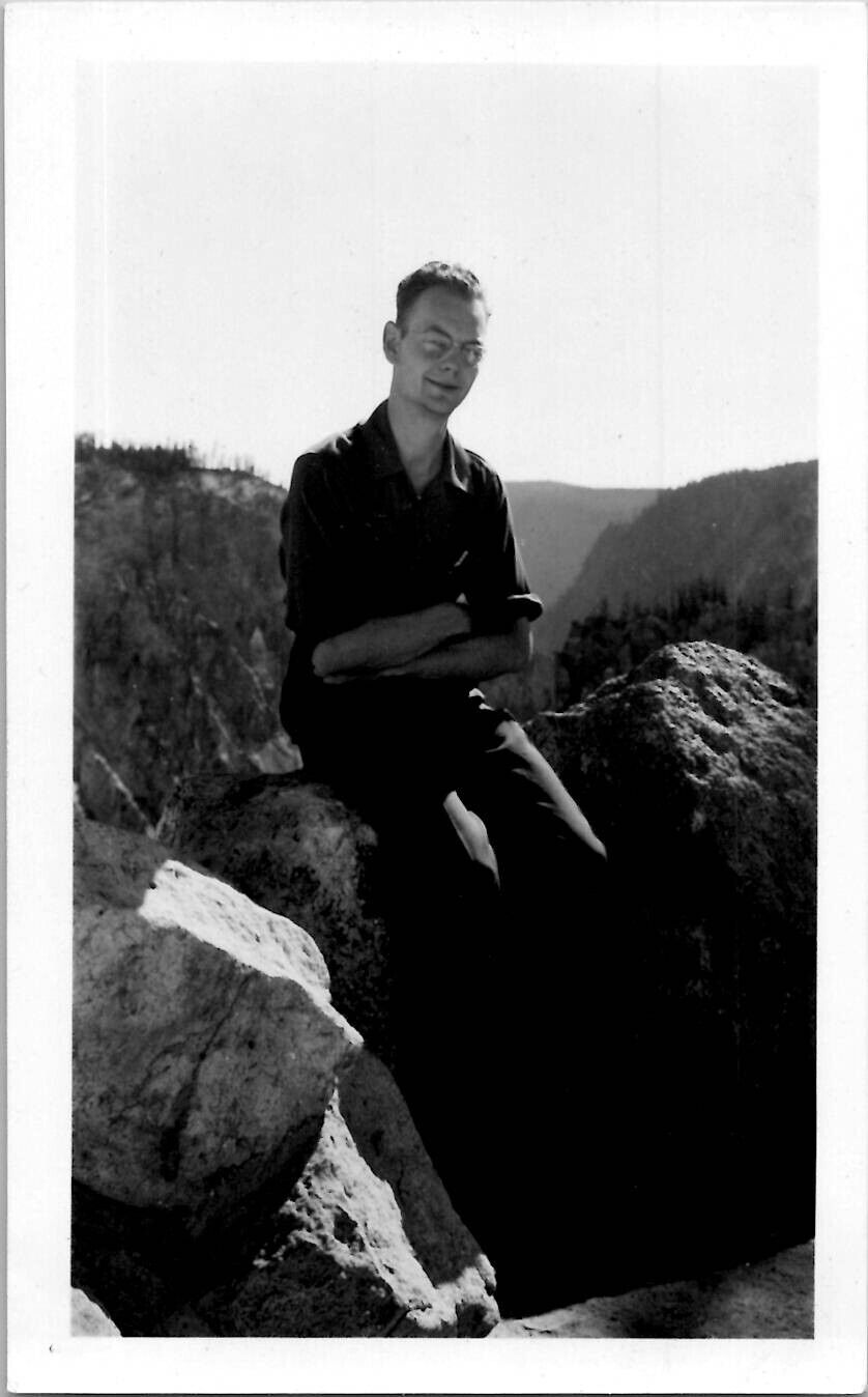 Handsome Hiker Man Artists Point Yellowstone National Park 1940s Vintage Photo
