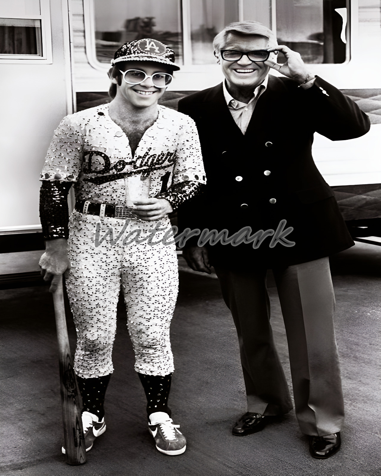 1975 Elton John With Cary Grant Dodger Stadium Black & White  8 X 10 Photo Pic