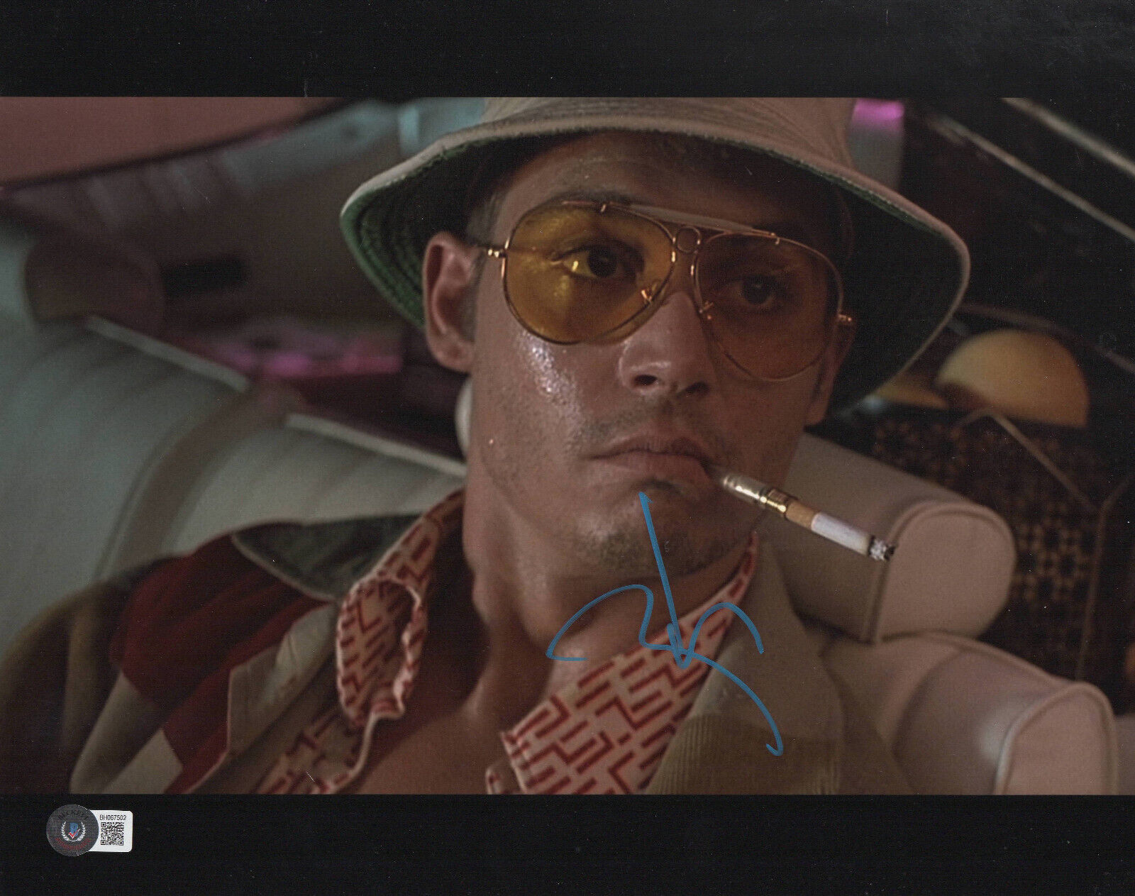 JOHNNY DEPP SIGNED FEAR AND LOATHING IN LAS VEGAS 11X14 PHOTO AUTOGRAPH BECKETT