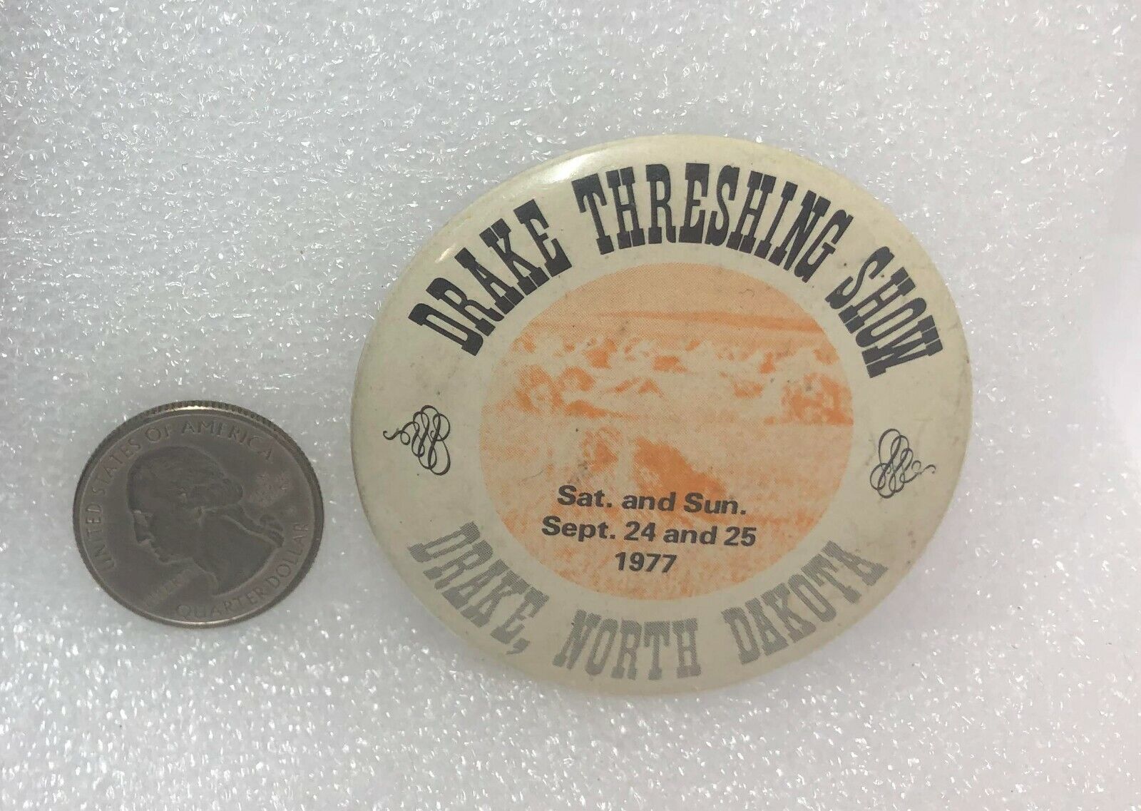 1977 Drake North Dakota Threshing Show Button Pin