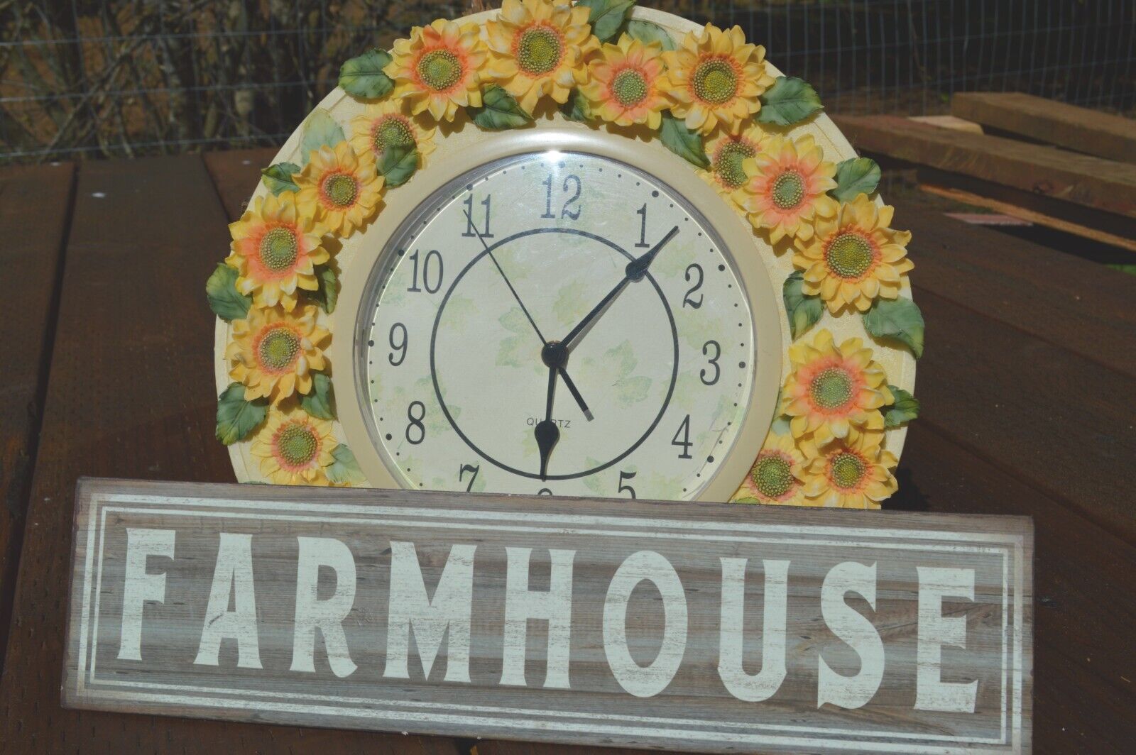 Lot Of Farm House Decor Ceramic Sun Flower Wall Clock, Metal Farm House Sign 