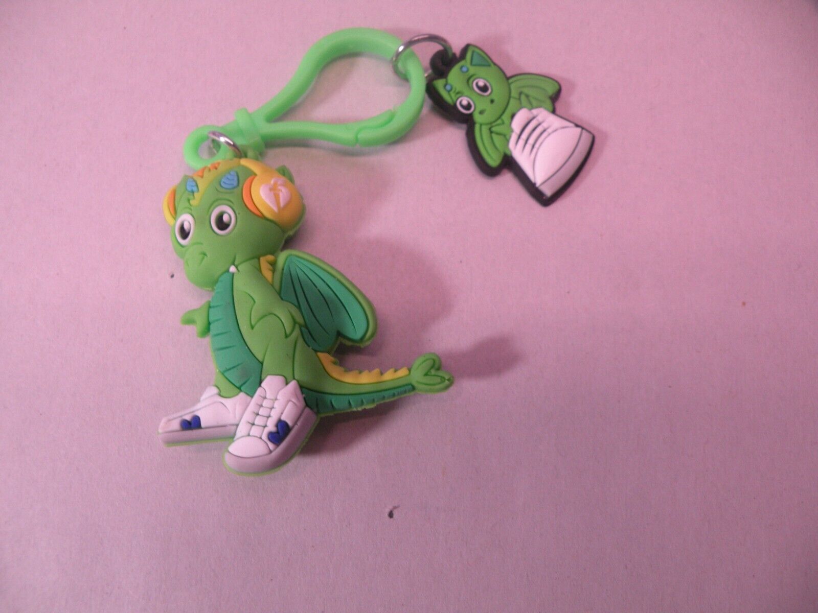 2022-2023 Kids Heart Challenge Prize Keychain Clip MARLEY Green Dragon & Baby C