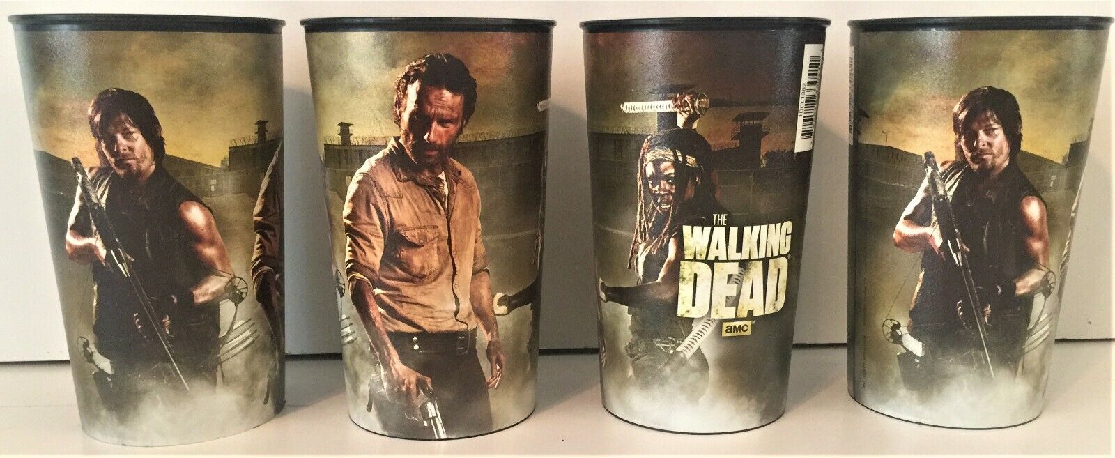 Walking Dead 2014 Hallmark Cards Four 20 oz Plastic Cups Heroes NEW UNUSED