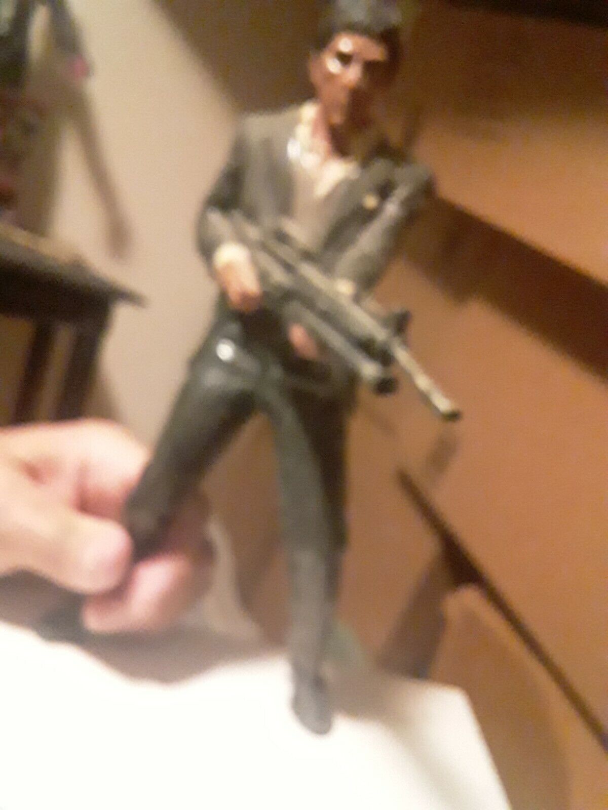 SCARFACE AL PACINO 7 INCH MODEL STATUE HAS TO BE GLUED TO THE BASE NYC PICKUP ON