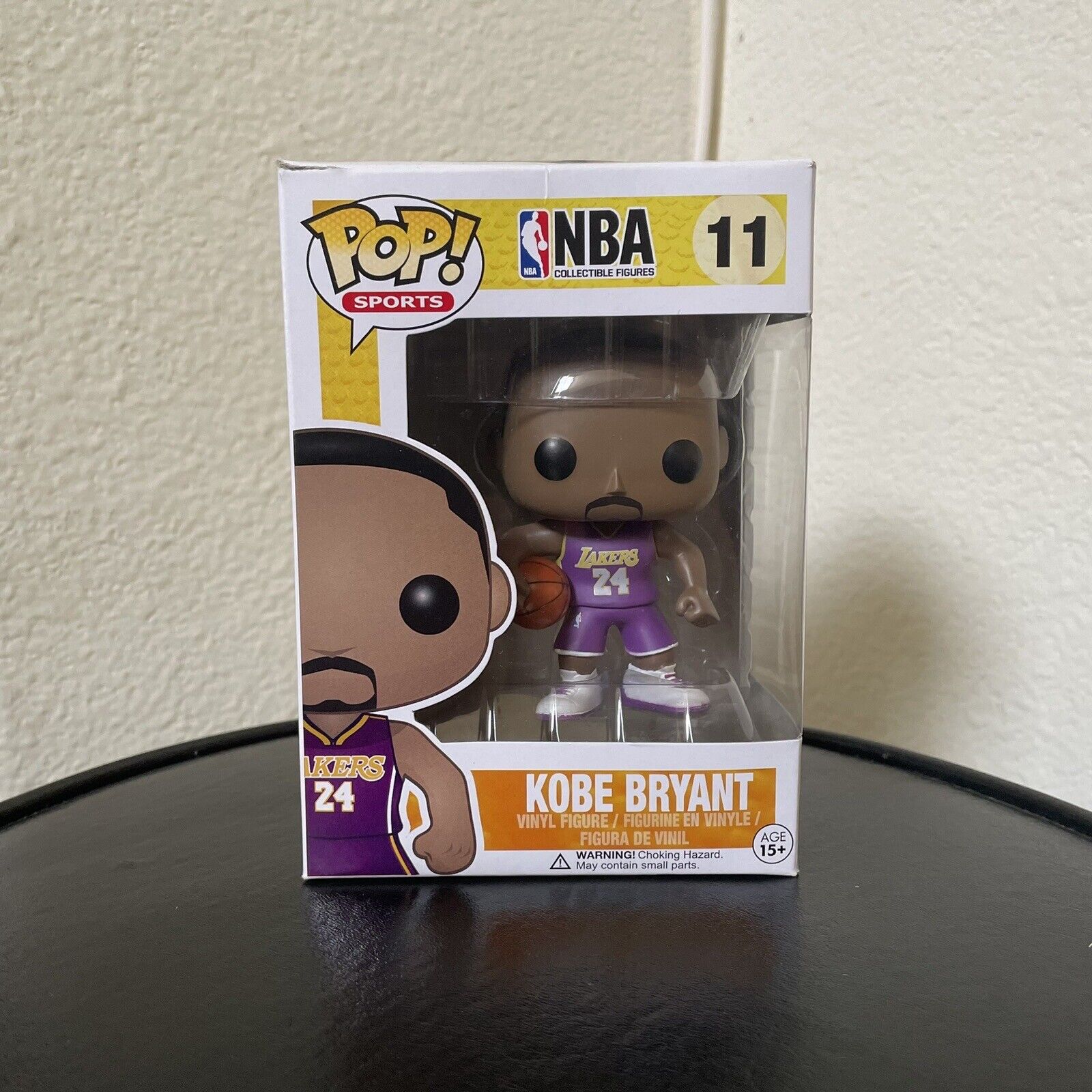 Funko Pop NBA Kobe Bryant #11 Los Angeles Lakers with Protector Authentic